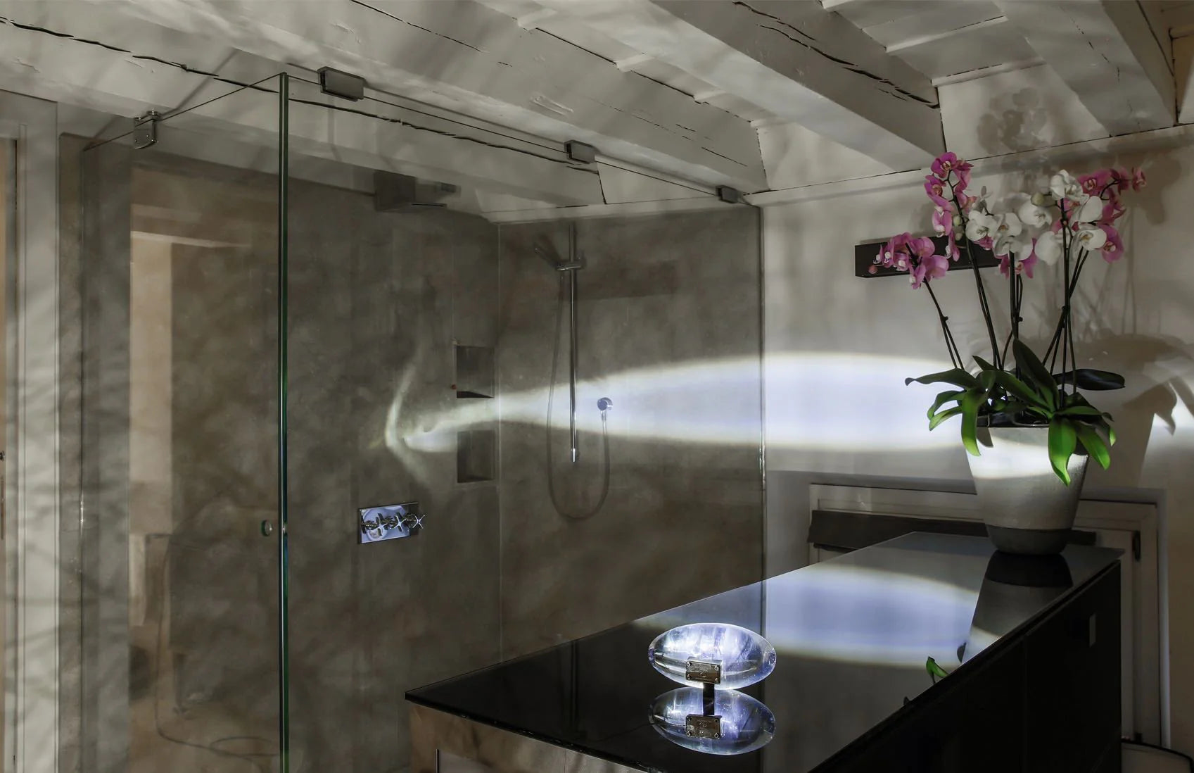 Angel'S Eye Table Lamp - Atman Ambient Lighting